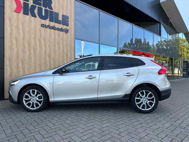 Volvo V40 Cross Country 1.5 T3 Polar+ Luxury / Pano / NAP