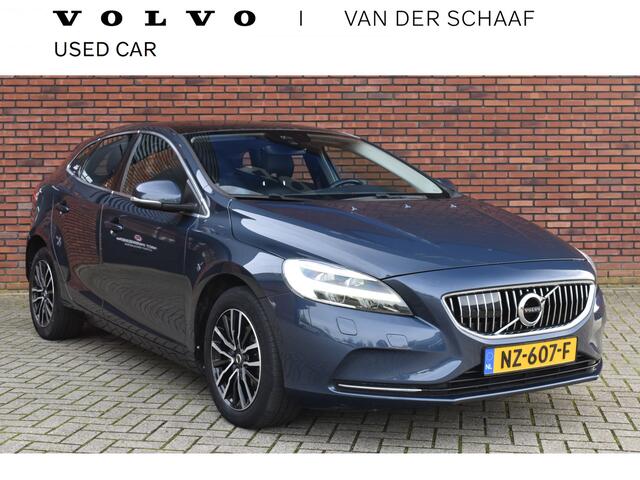 Volvo V40 D2 120PK Nordic+ Luxury | Trekhaak | Keyless Entry | Camera | Standkachel | Volvo on Call |