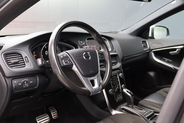 Volvo V40 1.5 T3 R-Design | Origineel NL | Automaat | LED | ACC | PDC | Navigatie | BLIS |
