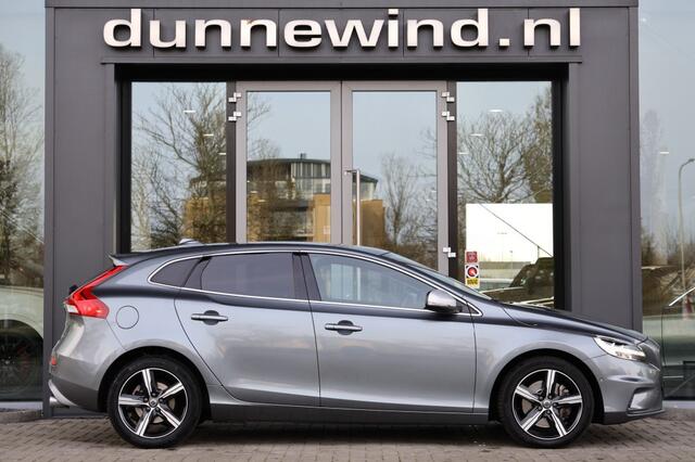 Volvo V40 1.5 T3 R-DESIGN LED*CAMERA*PANO*KEYLESS*HenK*DEALERONDERHOUDEN*