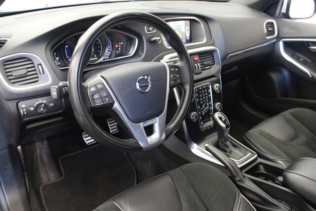 Volvo V40 1.5 T3 Polar+ Sport |Pano|Stoelverwarming|Trekhaak|