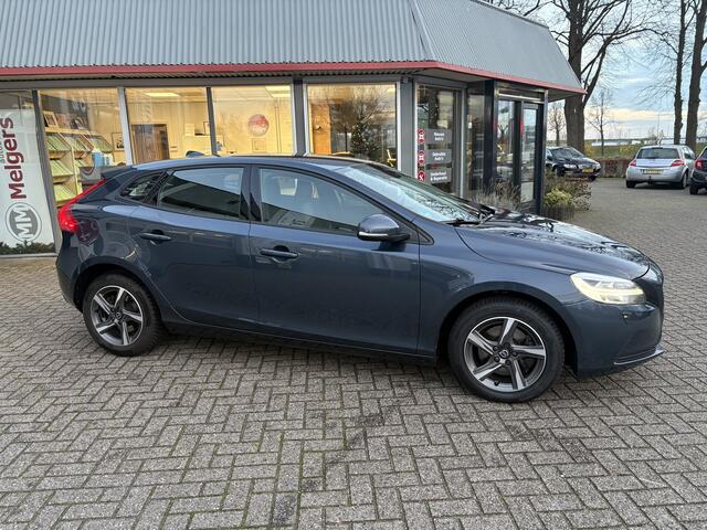 Volvo V40 2.0 T2 Nordic+ winterpakket trekhaak