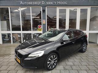 volvo-v40-t3-black-edition-automaat