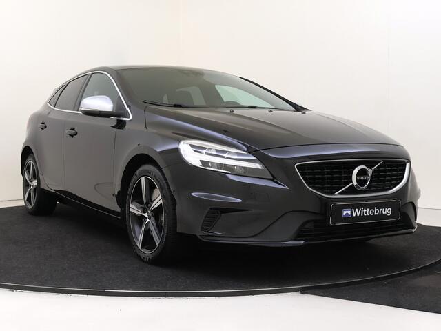 Volvo V40 1.5 T3 Polar+ Sport | Panodak | Stoelverwarming | Camera | Keyless Entry + Start | Lage KM Stand!