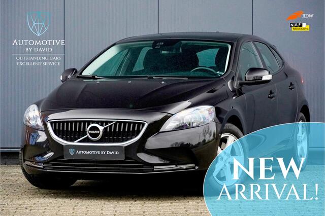 Volvo V40 2.0 T3 153 pk NORDIC BUSINESS / PANORAMADAK / 1e EIGENAAR / NL-AUTO / BTW-AUTO / NAVIGATIE / PARKEERHULP / HIGH PERFORMANCE AUDIO