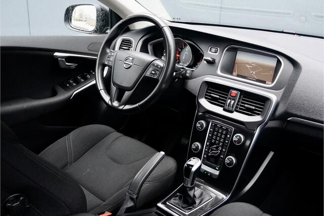 Volvo V40 2.0 T3 153 pk NORDIC BUSINESS / PANORAMADAK / 1e EIGENAAR / NL-AUTO / BTW-AUTO / NAVIGATIE / PARKEERHULP / HIGH PERFORMANCE AUDIO