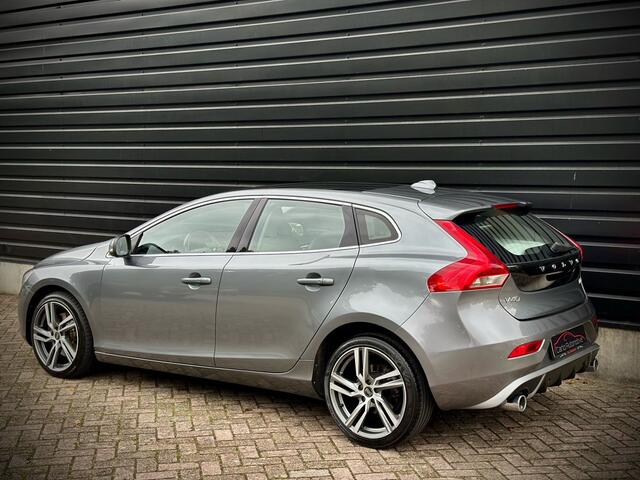 Volvo V40 2.0 D3 INSCRIPTION AUT|PANO|ACC|BLINDSPOT|H/K|MEMORY