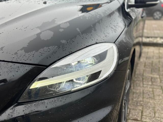 Volvo V40 2.0 D3 Business Sport R-design Automaat Trekhaak