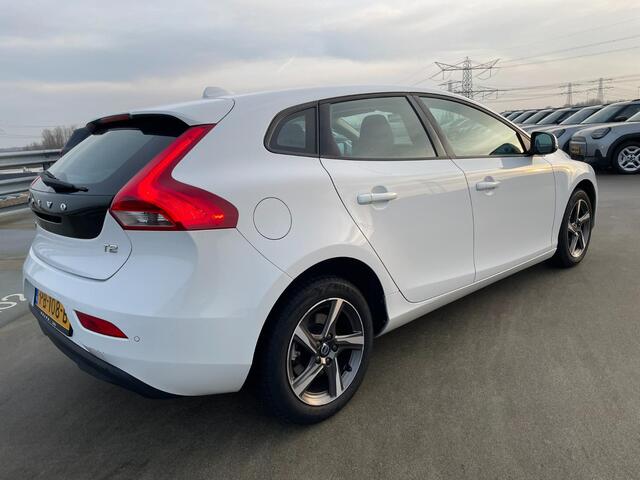 Volvo V40 2.0 T2 Nordic+ | Navigatie | Cruise Control | Climate Control | Stoelverwarming | Parkeersensoren | LED Koplampen | Lichtmetalen velgen