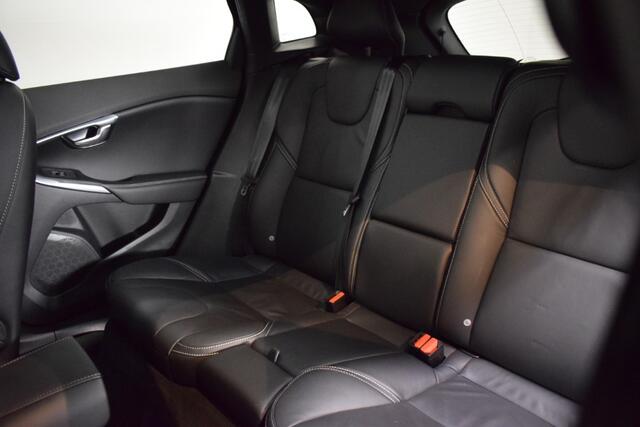 Volvo V40 T3 153pk AUT6 R-Design Polar+ Sport Trekhaak 1500kg/ Adapt. Cruise/ Pano/ Leer/ Stoelverw.