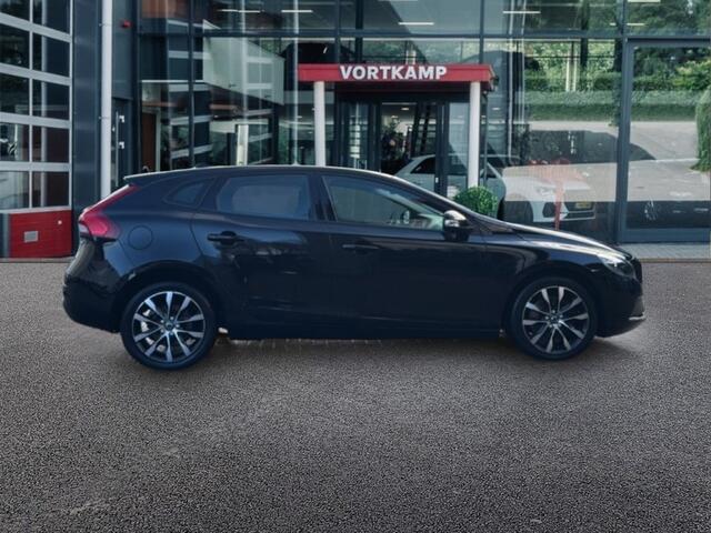 Volvo V40 2.0 KINETIC PDC/CRUISECONTROL/NAVI