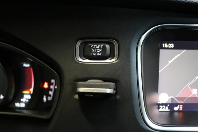 Volvo V40 2.0 T4 Business Sport | 2X R Design | Navi | NAP | NL AUTO |