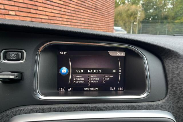 Volvo V40 T2 Automaat Edition+ | Stoelverwarming | Navigatie | Cruise Control | Parkeersensoren achter | Sensus Connect premium audio | Regensensor | Climate control | LED koplampen