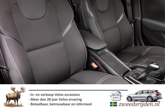 Volvo V40 2.0 D2 120 pk Nordic+, Standkachel, LED, Trekhaak