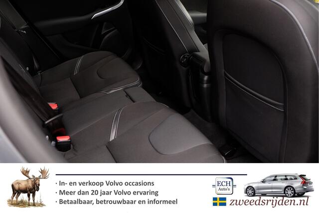 Volvo V40 2.0 D2 120 pk Nordic+, Standkachel, LED, Trekhaak