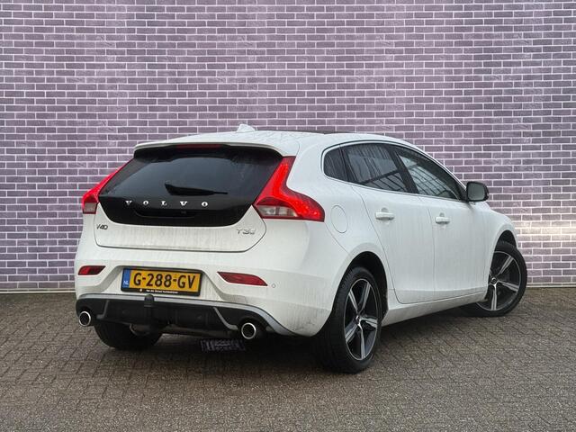Volvo V40 1.5 T3 Polar+ Sport | Trekhaak | Stoelverwarming | Panoramadak | DAB | Harman/Kardon | Keyless entry/start | Parkeercamera | Extra getint glas |
