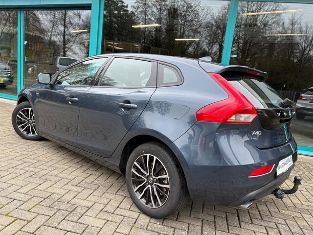 Volvo V40 1.5 T3 MOMENTUM Automaat, LED, Navi, PDC, TrHaak, NAP