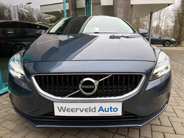 Volvo V40 1.5 T3 MOMENTUM Automaat, LED, Navi, PDC, TrHaak, NAP
