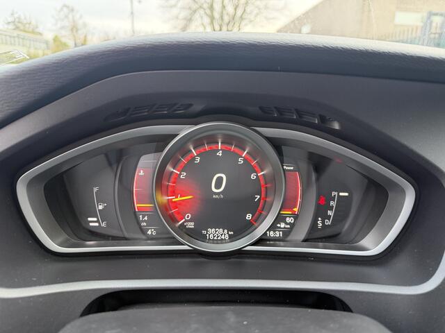 Volvo V40 1.5 T3 Polar+ Sport Stoelverw/Pano/HK/Clima/LED