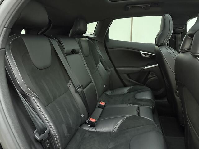 Volvo V40 T3 153pk Automaat Polar+ Sport / 1e Eig. / Panoramadak / Harman&Kardon / PDC + Camera / Stoelverwarming / Getint glas / Keyless / DAB+ / 17'' / On Call /