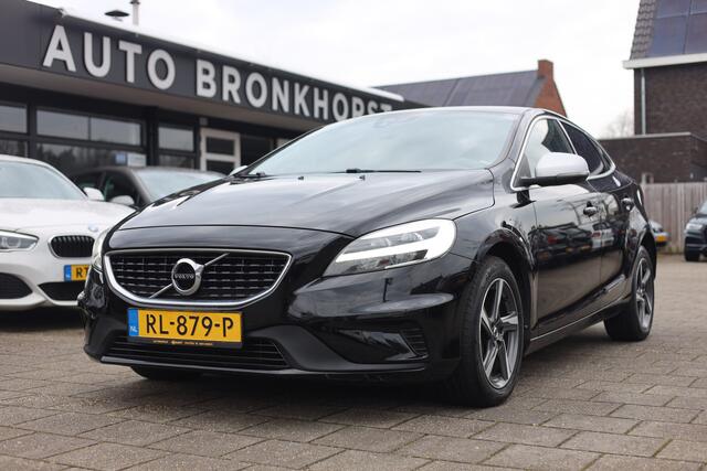Volvo V40 2.0 D3 SPORT | R-DESIGN | AUTOMAAT | NAVI | TREKHAAK