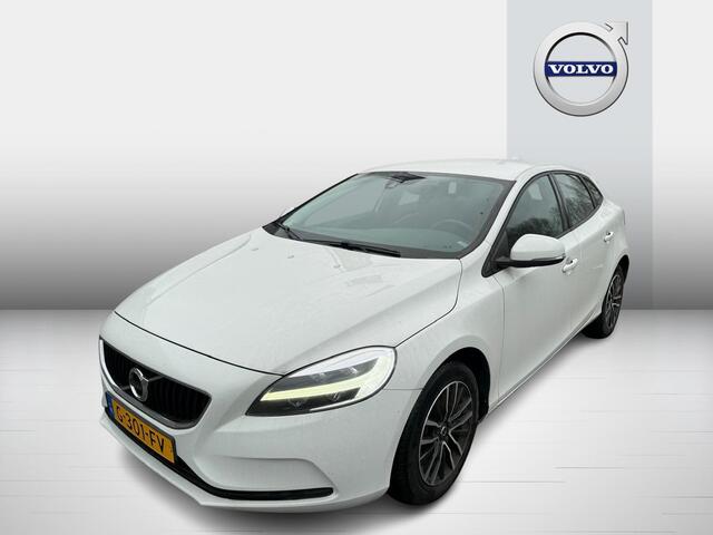 Volvo V40 1.5 T2 Polar+ | Standkachel | Achteruitrijcamera | LED Koplampen | Navigatie | Stoelverwarming | Parkeersensoren