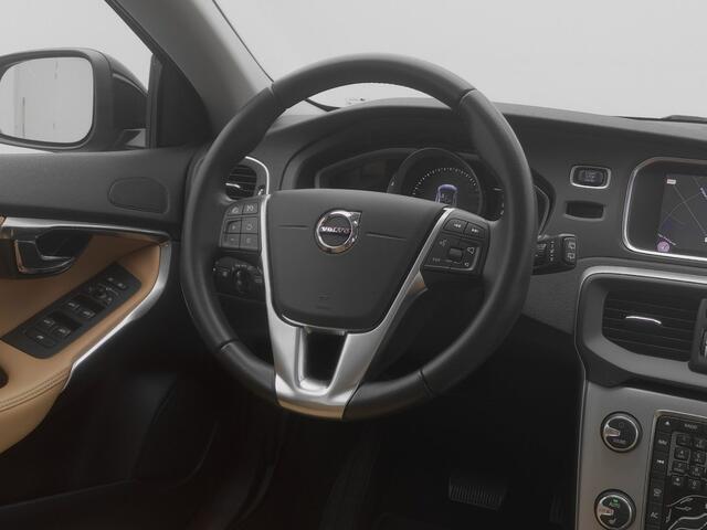 Volvo V40 2.0 D2 Nordic+ | CAMERA | STOELVERW. | KEYLESS | LEDER