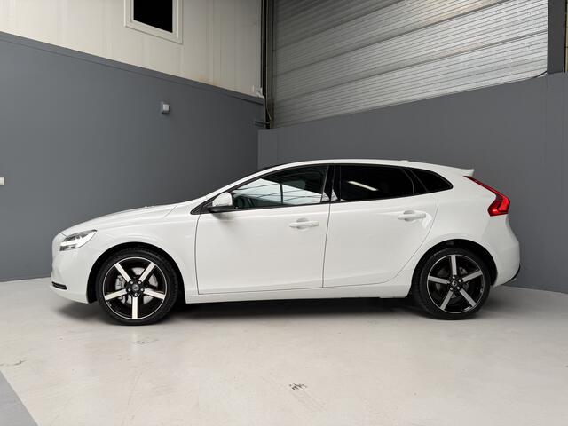 Volvo V40 1.5 T3 Polar+ Sport Pano|Leder|Automaat|