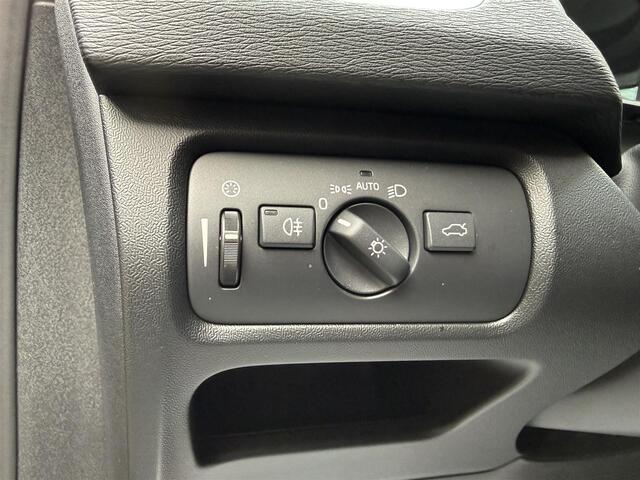 Volvo V40 1.5 T2 Kinetic Cruise Navigatie Xenon Trekhaak Dealeronderhoud