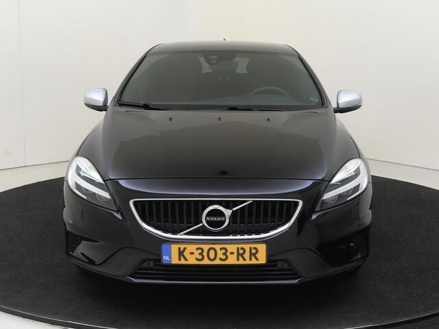 Volvo V40 1.5 T2 Polar+ | cruise control | electronic climate control | lederen/stof bekleding | LED koplampen | lichtmetalen velgen 16" | navigatiesysteem full map + hard disk |