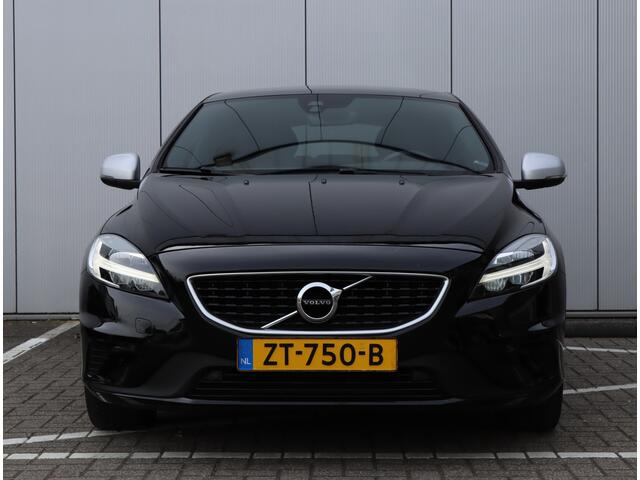 Volvo V40 1.5 T3 Polar+ R-design | Panoramadak | Leder | Trekhaak | H/K | NAP