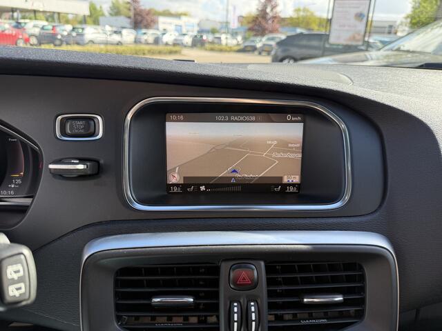 Volvo V40 1.5 T3 Polar+ Sport Aut. R-Design Panoramadak Org. Nederlands