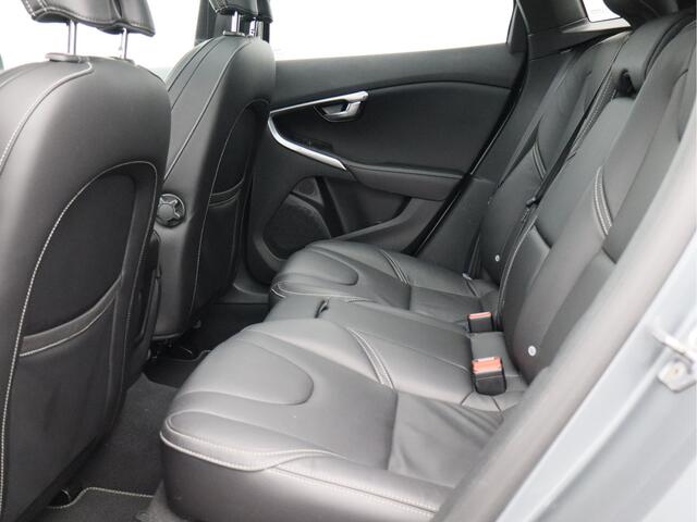 Volvo V40 1.5 T3 Polar+ Sport/ automaat/ zeer mooi!