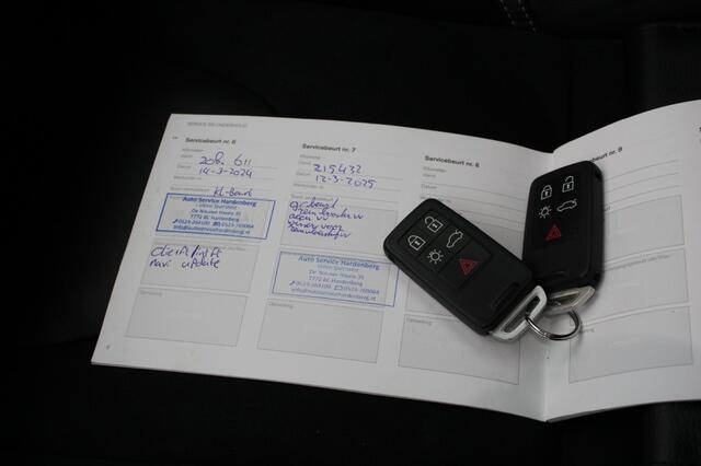 Volvo V40 1.5 T3 Polar+ Sport Automaat - Panorama, Camera, Half Leer, Stoelverw.