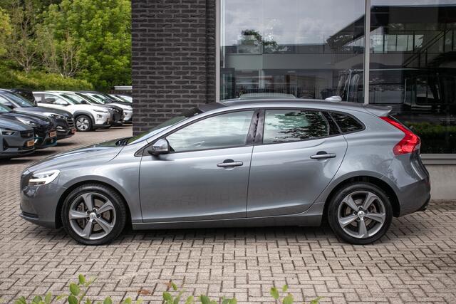 Volvo V40 1.5 T3 Nordic+ | All season banden
