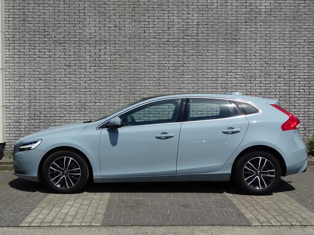 Volvo V40 1.5 T2 | Geartronic | Inscription | Trekhaak | Panoramadak