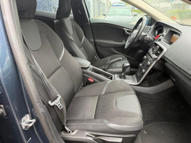 Volvo V40 2.0 T2 Inscription 1ste eig. RIJDT GOED APK 4-2027 INCL BTW