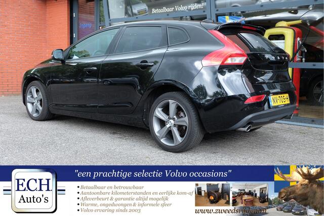 Volvo V40 2.0 T3 152 pk Nordic+, 17 inch, Standkachel, Stoelverwarming