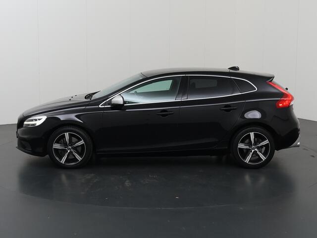 Volvo V40 1.5 T3 Polar+ Sport | Panoramadak | Navigatie | Parkeercamera | Climate Control | Cruise Control | Stoelverwarming |