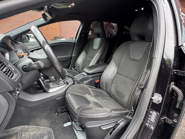 Volvo V40 1.5 T2 R-Design // NAVI // CRUISE // LED // PDC // TREKHAAK // STOELVERWARMING //