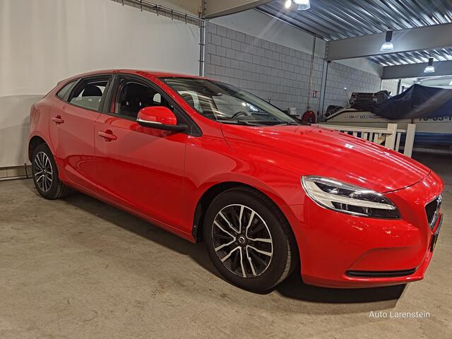 Volvo V40 1.5 T2 122pk Edition+ Aut.6 Navi / Wifi / Climate C./ Cruise C./ LED