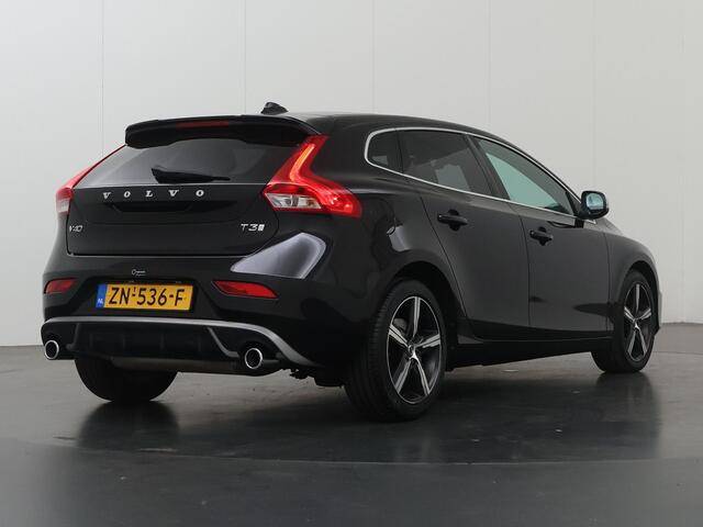 Volvo V40 1.5 T3 Polar+ Sport | Panoramadak | Navigatie | Parkeercamera | Climate Control | Cruise Control | Stoelverwarming | Keyless Entry/Go |