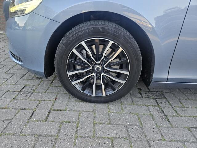 Volvo V40 1.5 T2 Edition+