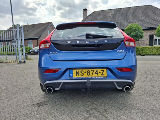 Volvo V40 2.0 D2 Nordic+ R-DESIGN