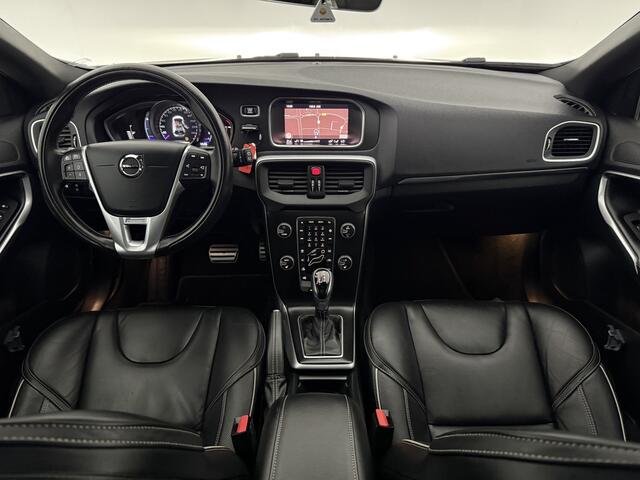 Volvo V40 2.0 T4 Business Sport R-Design 191PK | Pano | Virtual | Camera | Cruise | Navi | Clima | LED | Parkeersens.