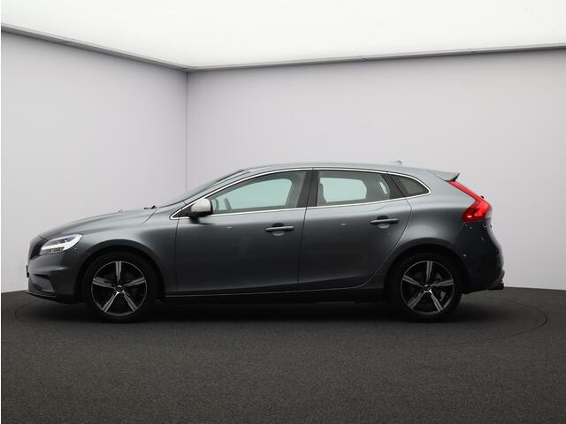 Volvo V40 2.0 T4 190PK Business Sport / Trekhaak / 17" / Nubuck-Leder / Stoelverwarming / LED / Cruise Control /