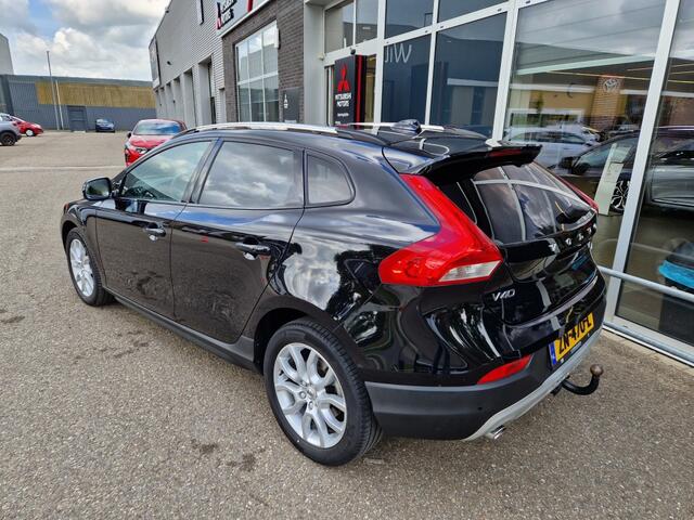Volvo V40 CROSS COUNTRY 1.5 T3 Polar+ Luxury