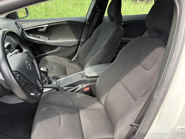 Volvo V40 CROSS COUNTRY 2.0 T3 Nordic / NAVI / AIRCO / CRUISE / 136dkm! NAP!