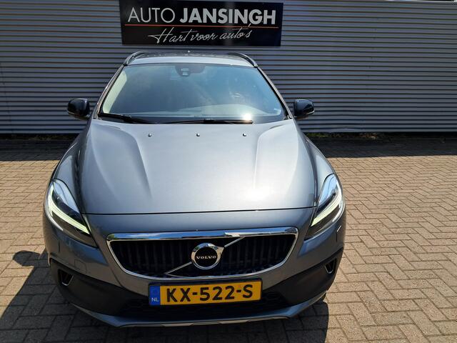 Volvo V40 CROSS COUNTRY 2.0 T3 Momentum | Clima | Cruise | Camera | Navigatie | Trekhaak | LM Velgen | Ndl auto | RIJKLAARPRIJS INCL 12 MAANDEN GARANTIE EN BEURT