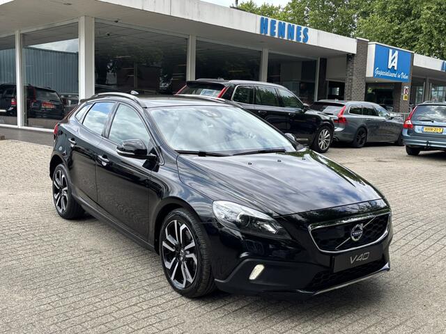 Volvo V40 CROSS COUNTRY 2.0 T4 AWD ACC Panorama BLIS PDC camera